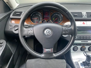 Volkswagen Passat 2.0 140 CP 2006 - imagine 6