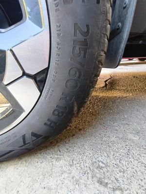 Vând anvelope de vară ca noi rulate doar 700km - imagine 2