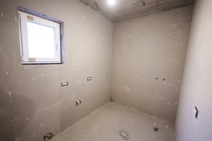 Casa la gri - Romanesti - imagine 7