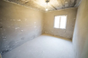 Casa la gri - Romanesti - imagine 14