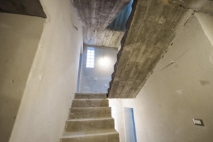 Casa la gri - Romanesti - imagine 10