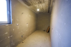 Casa la gri - Romanesti - imagine 13