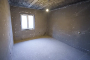 Casa la gri - Romanesti - imagine 16