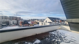 Penthouse de 3 camere zona Tractorul - imagine 2