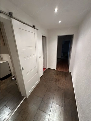 3 camere etaj 1 langa Mall - imagine 9