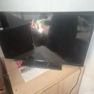 Vand televizor Hyundai 