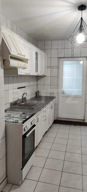 Apartament 3 camere, 67 mp, zona Gara - imagine 5