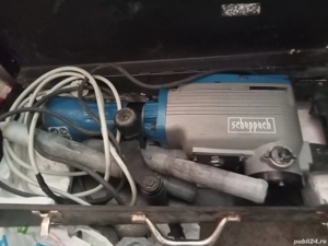 vând sau schimb cu animale sau păsări picamăr pompă pe benzină și bormașina 