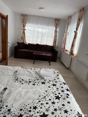 Inchiriez casa utilata si mobilata, util 215 mp, parter + etaj, 4 dormitoare, bucatarie, 3 bai - imagine 8