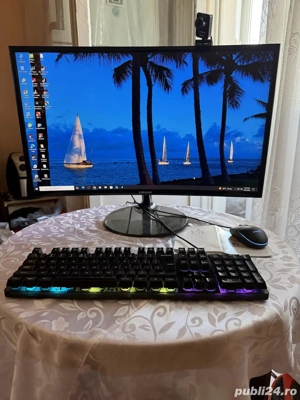 Monitor Samsung Curbat de 27 inchi