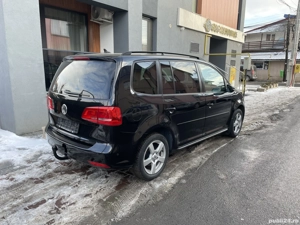 Vand VW TOURAN fab. 08. 2012 motor 1400 benzina , cutie Automata DSG , Piele, Navigatie, etc - imagine 3