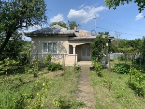 Casă + teren 2600 mp- Com. Negri- scop rezidențial sau industrial 