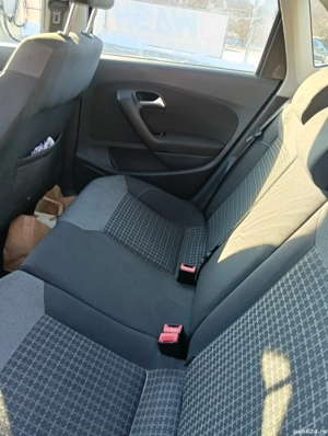 vând volkswagen polo bluemotion,1,4 tdi, 2015, 197250 km reali cu carte service,   - imagine 5