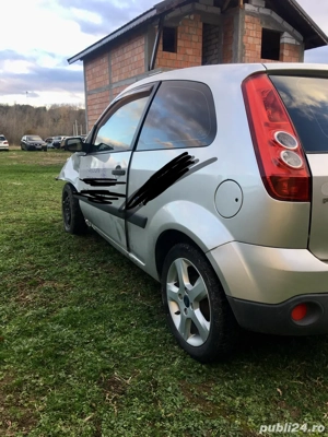 Dezmembrez Ford Fiesta 1.4 tdci din 2006 - imagine 5