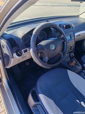 Skoda Octavia Fsi 1.6 benzin - imagine 3