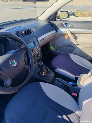 Skoda Octavia Fsi 1.6 benzin - imagine 4