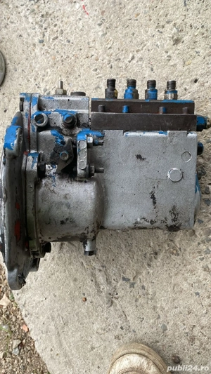 Vând pompa de injecție in 4  - imagine 5