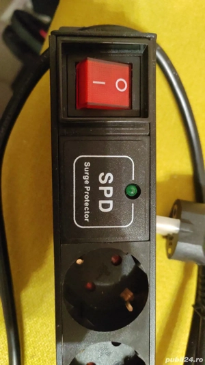 Panou alimentare rack 19"   8 prize Schuko cu protecție SPD