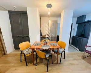 Apartament cu 3 camere, decomandat, centrala proprie, zona Bucovina - imagine 5