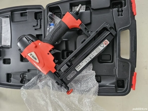 Pistol pneumatic de bătut cuie Yato-0921, nou