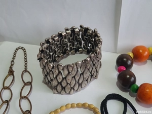 4) Lot de bijuterii vechi   vintage - imagine 2