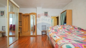 Proprietate cu 2 apartamente și garaj, Schei - imagine 11