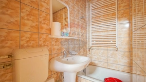 Proprietate cu 2 apartamente și garaj, Schei - imagine 13