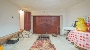 Proprietate cu 2 apartamente și garaj, Schei - imagine 18