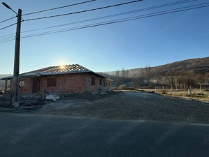 Corunca - Vanzare casa 4 camere - Strada de Jos - imagine 4