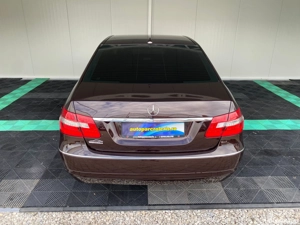 Mercedes-Benz E Class 2.2 Diesel 204 CP 2011 - imagine 13