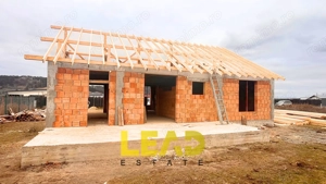 CASA PE PARTER, 105 mp utili, 513 mp teren, Sanpetru - imagine 4