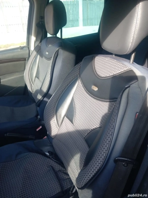 vând Dacia duster  - imagine 2