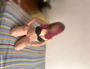 Ador sărutările în zona intimă! 