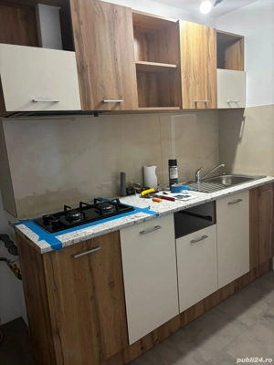 Piața Noua, apartament in vila 3 camere, centrala pe gaz, curte individuala - imagine 3
