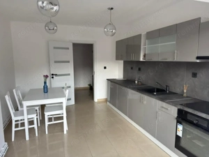 Apartament de 4 caere -Centrul Civic ( 108 MP + Boxa 20MP )