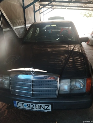 Mercedes Benz 200E