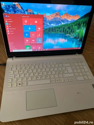Laptop Sony Vaio Slim,Display mare 15,6 inch led,Windows 10 Pro,4gb ram ddr3,500gb memorie,funcționa