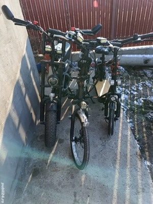 vând 2 biciclete electrice și 1 trotinetă electrică preț toate 3 la pachet 9000 lei Ron 