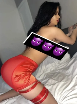 Bună la mine sau la tine acuma am ajus 