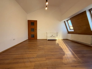 Casa Pretabila Pentru Diverse Activitati - 270 mp - imagine 6