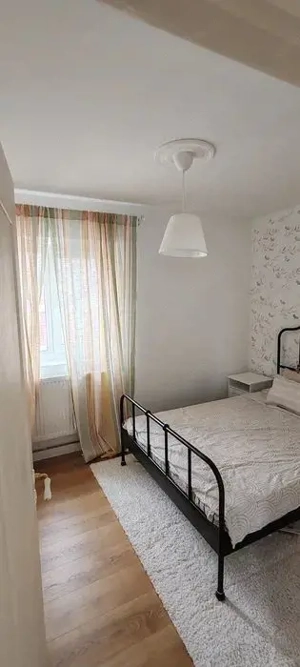 Apartament 2 camere/  Zona 1 decembrie 1918