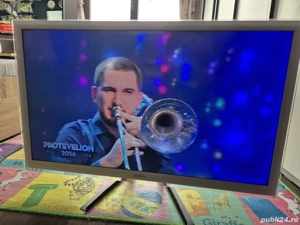 Televizor Smart LED Samsung HD 81 cm