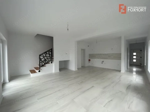Duplex deosebit cu 5 camere in Ghiroda  - imagine 3