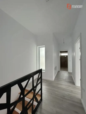 Duplex deosebit cu 5 camere in Ghiroda  - imagine 15