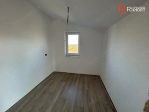 Casa Giarmata la gri cu toate utilitatile - ID V5615 - imagine 11