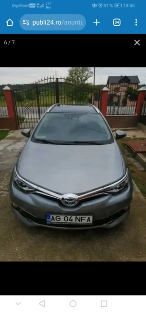Vând Toyota auris hybrid 