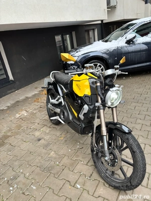 motocicleta Super Soco TC Max - se consuce cu categoria B