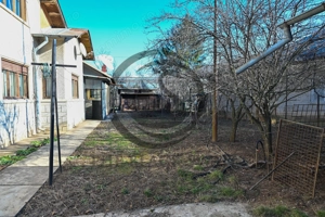 Casa cu 6 camere de vanzare | Zona Ultracentrala, Baicoi | Comision 0% - imagine 3