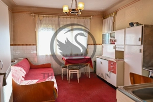 Casa cu 6 camere de vanzare | Zona Ultracentrala, Baicoi | Comision 0% - imagine 17