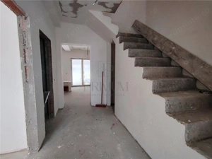 Duplex toate utilitatile - langa asfalt - zona excelenta - personalizare interioara - teren 385 mp - imagine 4